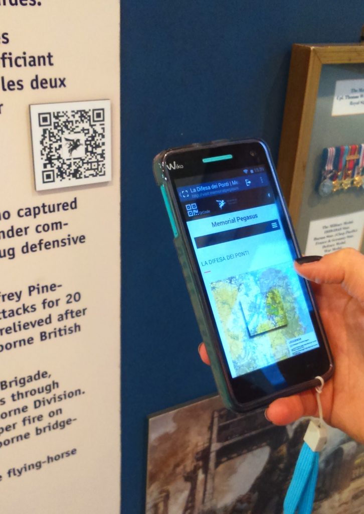 Les QR codes au Pegasus Bridge wivi_pegasus_scan_qr